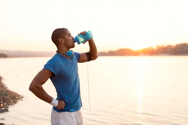 Stopping for a drink — Stock Photo, Image