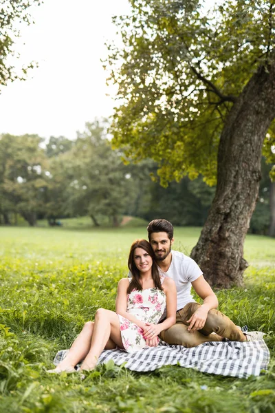 Una giornata romantica all'aria aperta — Foto Stock