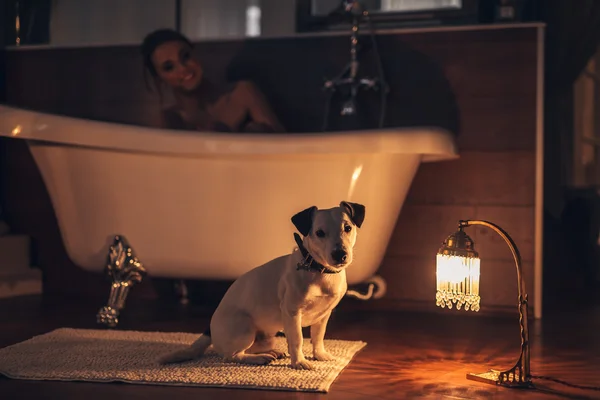 Having a relaxing bath — Stock Photo, Image