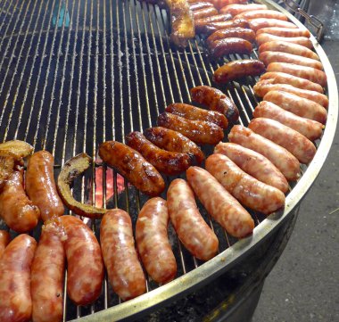 Tayvanlı sosis closeup gece Pazarı'na.