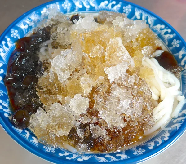 Gros plan sur le dessert glacé rasé à Taiwan — Photo