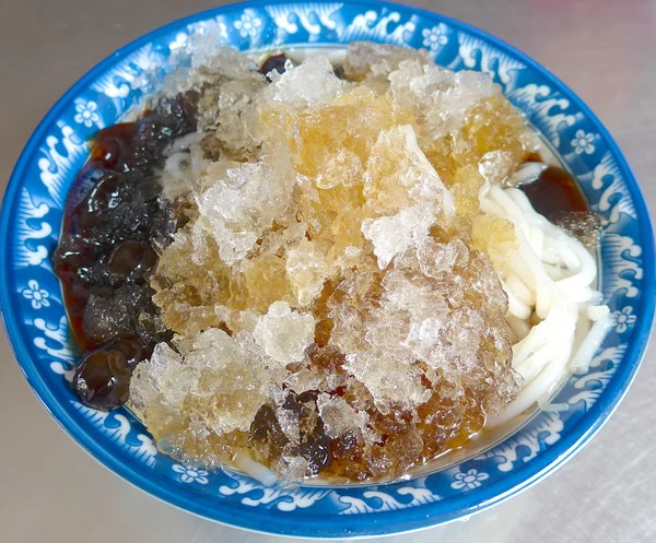 Shaved ice dessert closeup in Taiwan — Stock Photo, Image