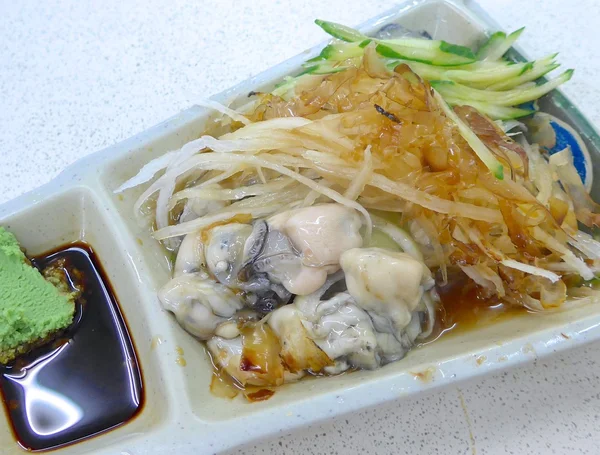 Refeição de ostra fresca se preparando para o cliente em Taiwan — Fotografia de Stock