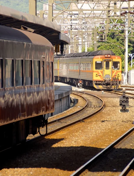 El tren se acerca. —  Fotos de Stock