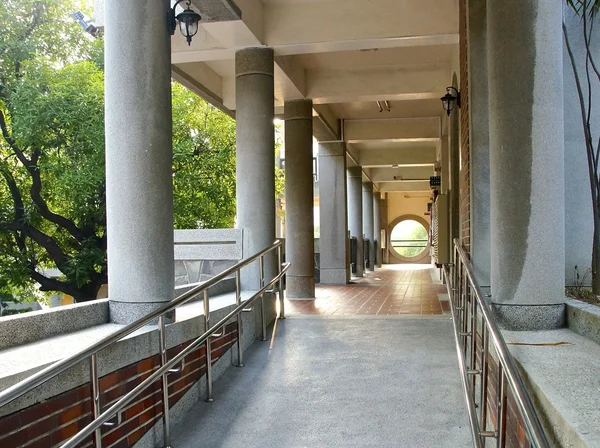 Школа коридор крупним планом — стокове фото
