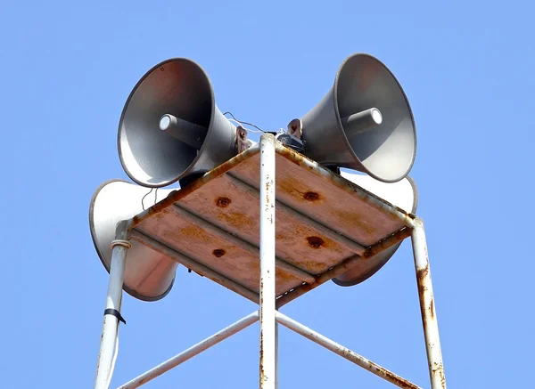 Il sistema di annunci pubblici primo piano nelle campagne — Foto Stock