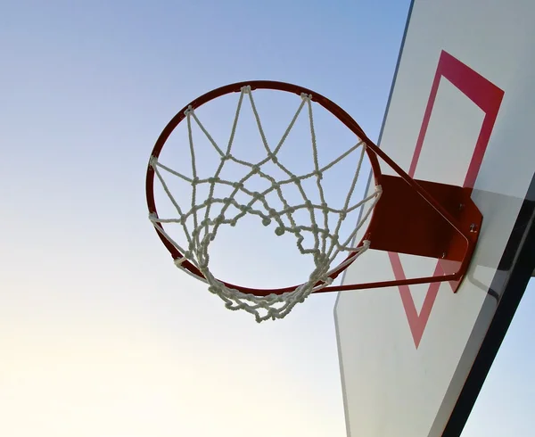Basketball hoop with net — Stock Photo, Image