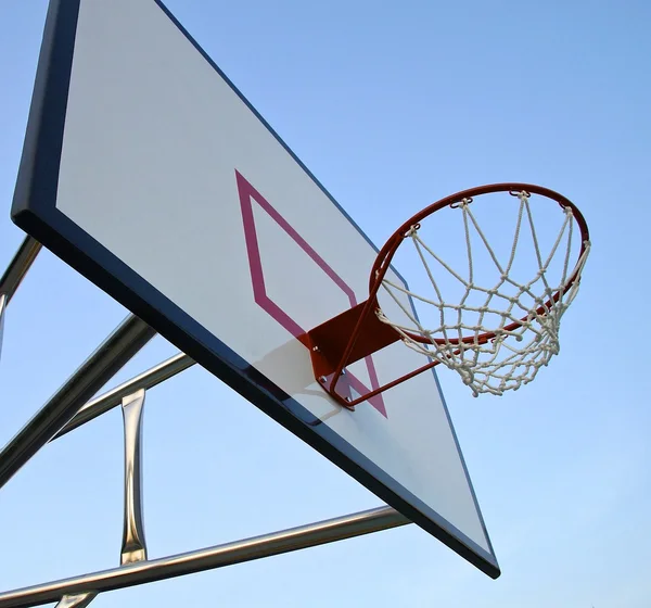 Basketball hoop with net — Stock Photo, Image