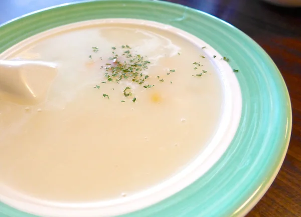 Fresh corn soup with cream in bowl — Stock Photo, Image