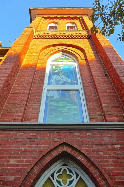 La vista ravvicinata della finestra della chiesa a Taipei — Foto Stock