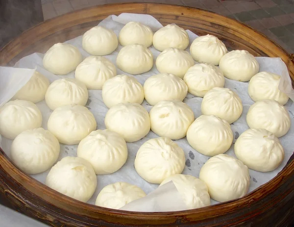 Taiwanese steamed stuffed buns with pork