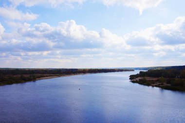 Beyaz Rusya 'daki Pripyat nehri. Manzara.