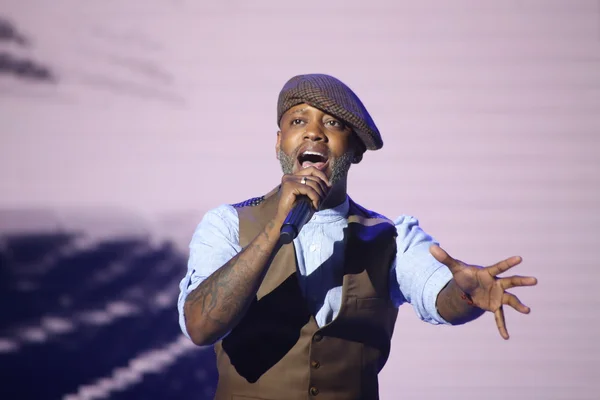 French singer Willy William performs during the 25th Slavyansky Bazar Festival — Stock Photo, Image