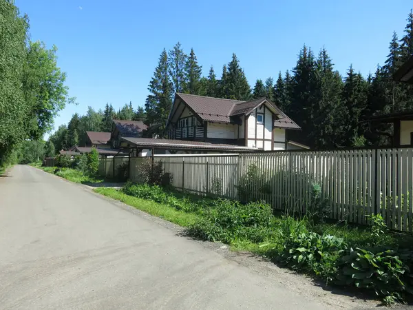 Voorstedelijke Gezellige Particuliere Huizen Buurt Van Moskou Zomer — Stockfoto