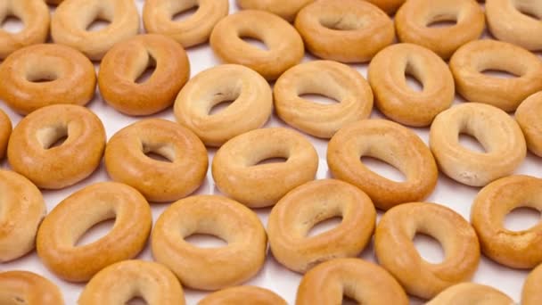 Bagels aislados sobre fondo blanco — Vídeo de stock