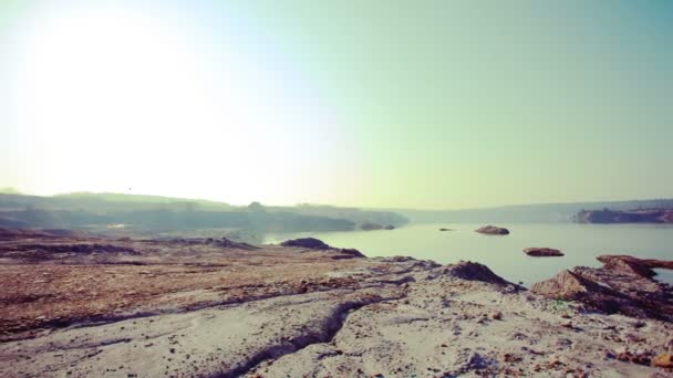 湖の砂丘。パノラマ. — ストック動画