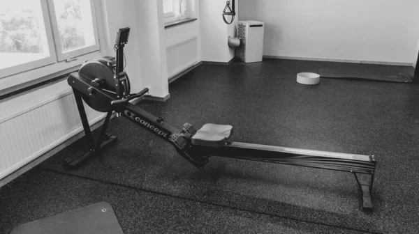 Weight Training Machine Working Arms Called Rower Black White Photo — Stock Photo, Image
