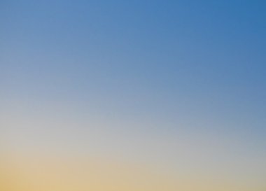 Sarı bir gökyüzü