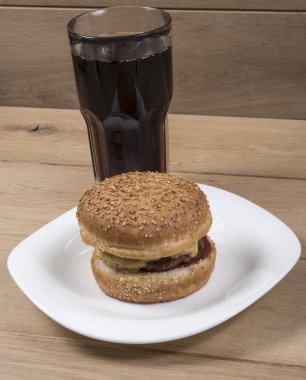 Burger ve kola