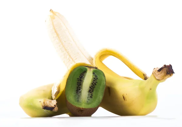 Банан и киви — стоковое фото