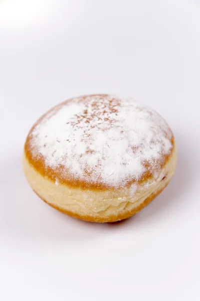 Verse jummy geïsoleerd donuts op witte achtergrond — Stockfoto