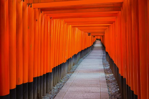 Fushimi inari-Schrein in Kyoto, Japan. — Stockfoto