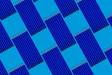 Koyu mavi kalemlerin deseni.