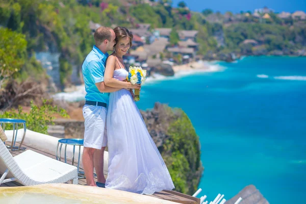 Cerimonia nuziale sulla costa tropicale — Foto Stock