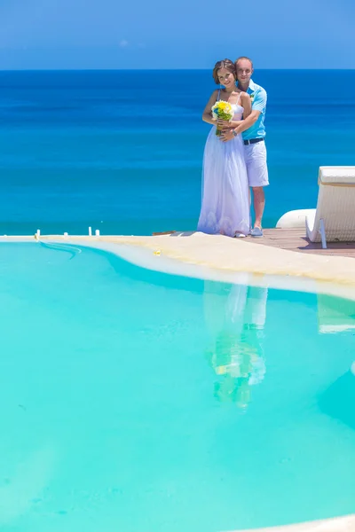 Wedding Ceremony at the Tropical Coast Line — Stock Photo, Image