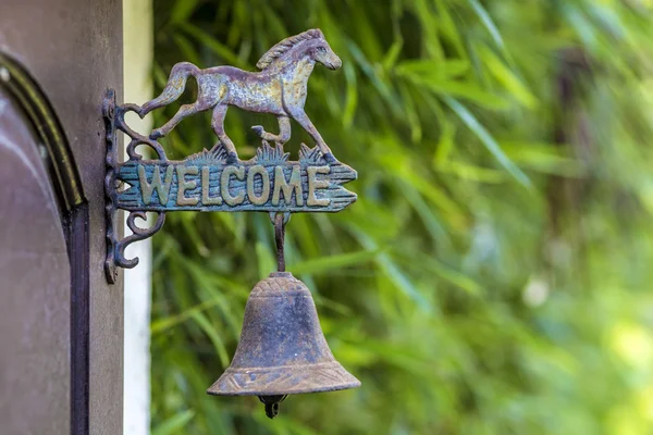 Metal sign welcome. — Stock Photo, Image