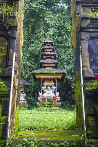 Templo de Bali em Ubud, Indonésia — Fotografia de Stock