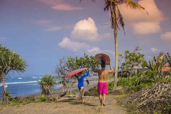 Dva surfaři — Stock fotografie