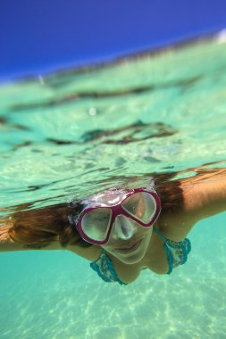 Sualtı Yong kadın portresi