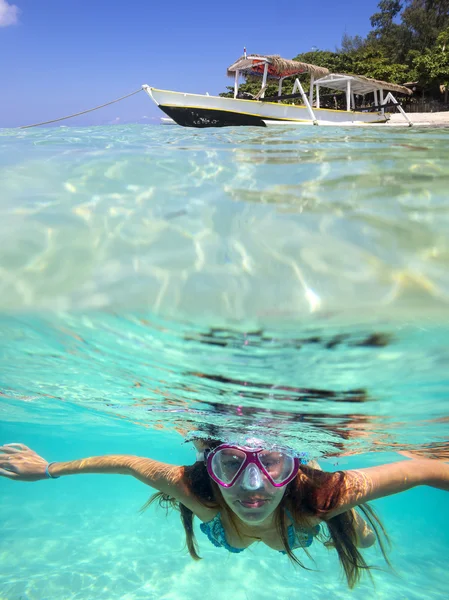 Underwater Portrait of a Yong Woman — Stock Photo, Image