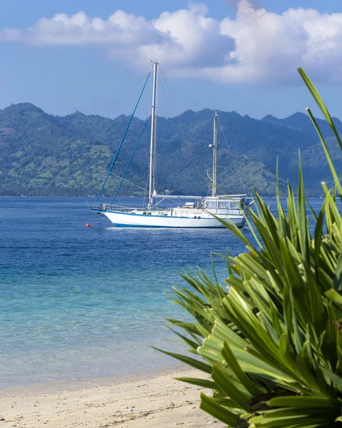 Boat at at Paradise Tropic Island . — стоковое фото
