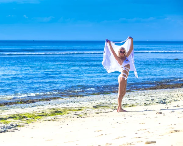 Woman in Bikini — Stock Photo, Image