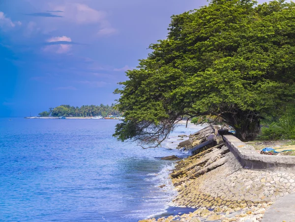 Tropical coastline of Nusa Penida island. — Stock Photo, Image