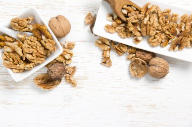 Ceviz yığın soyulmuş