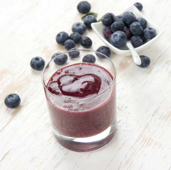 İçki ile Blueberies