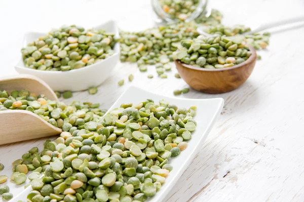 Yeşil bezelye tohumları