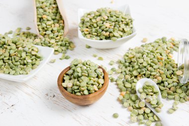 Yeşil bezelye tohumları