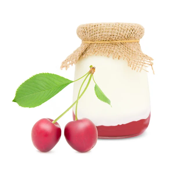 Iogurte de cereja azedo — Fotografia de Stock