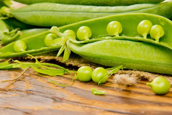 Pea pods — Stock Photo, Image