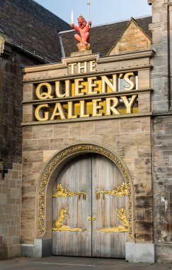 Edinburgh, İskoçya'da Kraliçe nin galerisine giriş kapıları