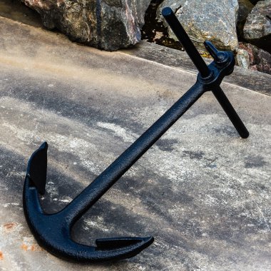 Loch Ness üzerinde yalan çapa dock
