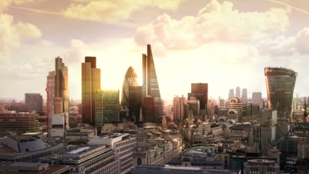 Londres, puesta del sol. Ciudad de Londres vista, negocio y banca aria — Vídeo de stock