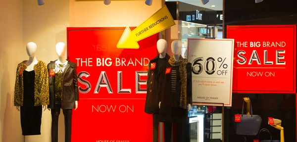 Sale window display at Oxford street department store, London — Stock Photo, Image