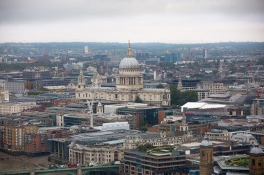 St. Paul's Katedrali ve Londra şehri 