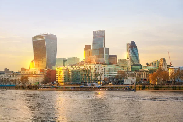 Cidade de Londres vista ao pôr do sol — Fotografia de Stock