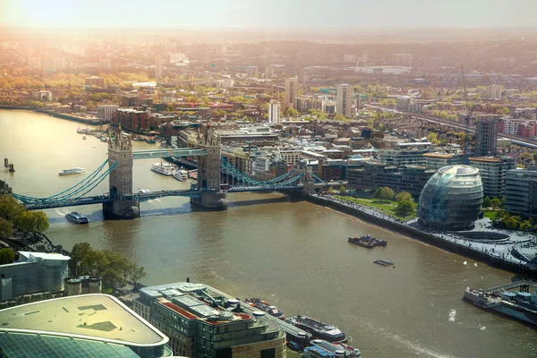 Uitzicht van de City van Londen vanaf 32 vloer. Londen — Stockfoto